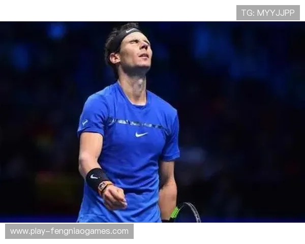 西班牙新星亚马尔因伤退出，德弗鲁托斯递补