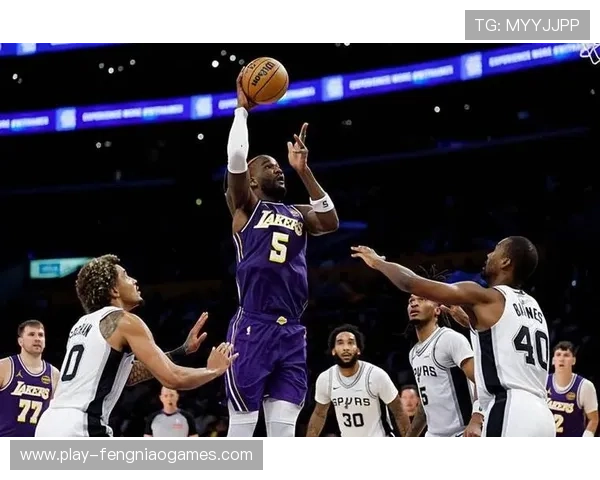 艾顿首回波特兰，湖人开拓者内线对决看点足