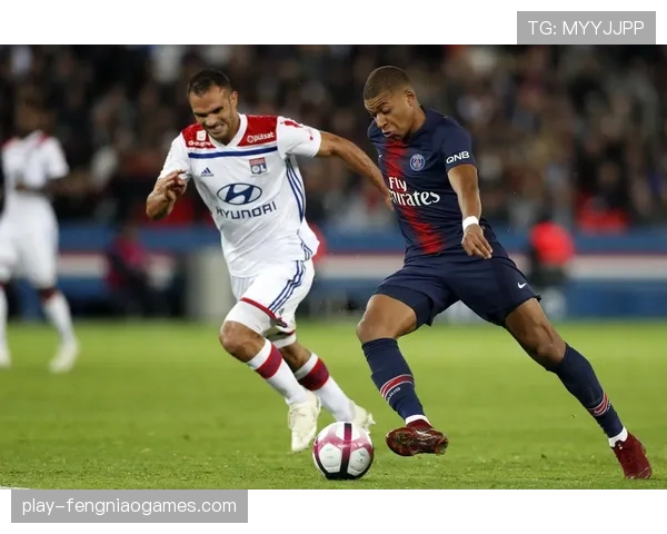 法甲历史回顾:二十年前的今天,里昂提前四轮实现联赛五连冠 法甲历史回顾:二十年前的今天,里昂提前四轮实现联赛五连冠